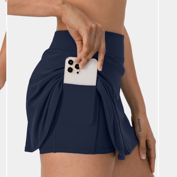 Halara Tennis Golf Skirt Hidden Pockets Navy Blue women’s Size Small - Picture 5 of 14
